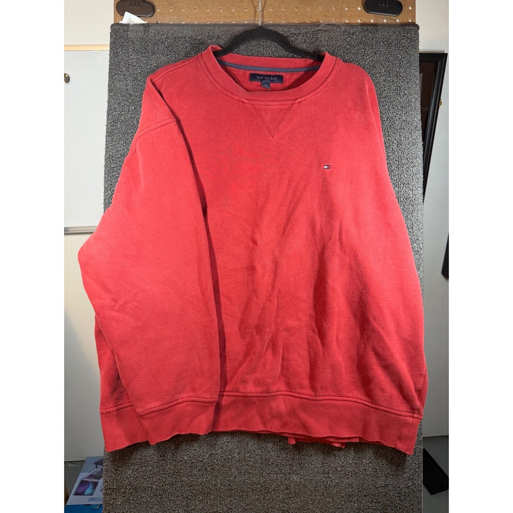 Tommy Hilfiger Sweatshirt Mens XL Red Crewneck Flag Logo Pullover 186